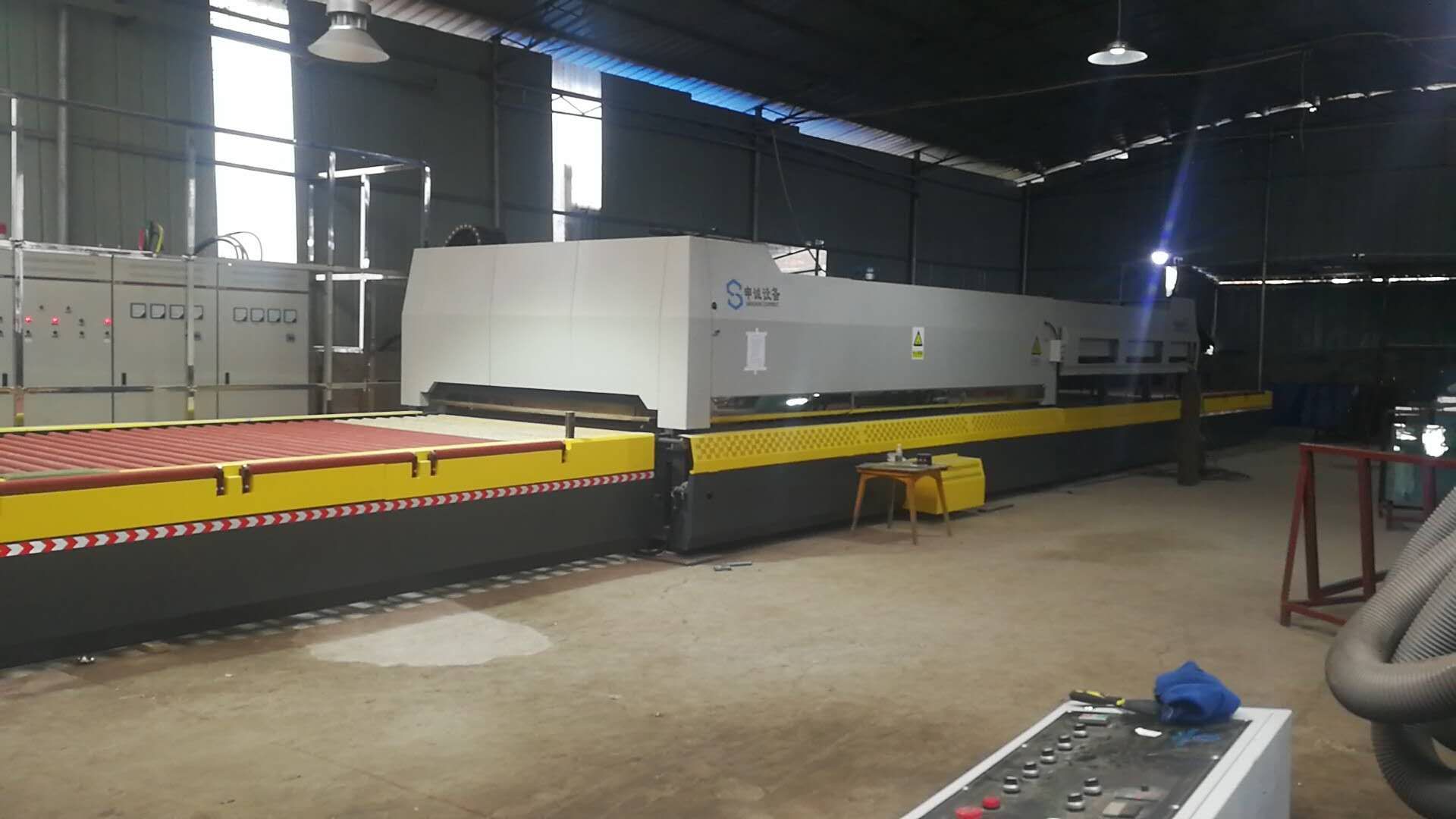 強制對流鋼化爐多少錢臺，選購時應注意些什么？